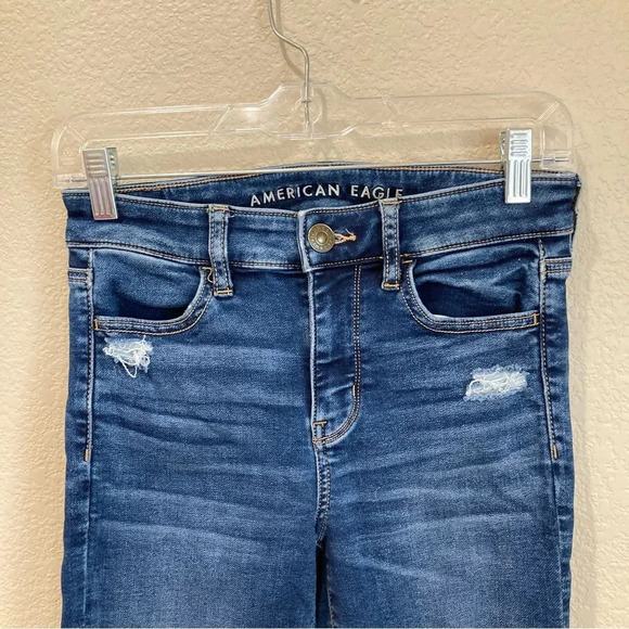 AMERICAN EAGLE Hi Rise Jegging Size 2 Short Distressed Next Level Stretch - Picture 3 of 8